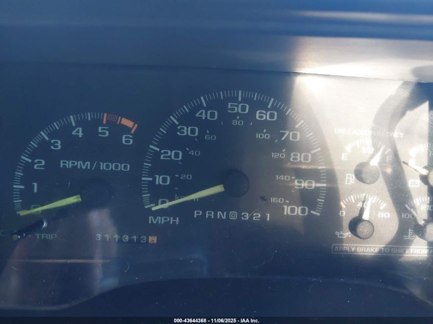 1996 Chevrolet Gmt-400 K1500 VIN: 2GCEK19R2T1164298 Lot: 43644368