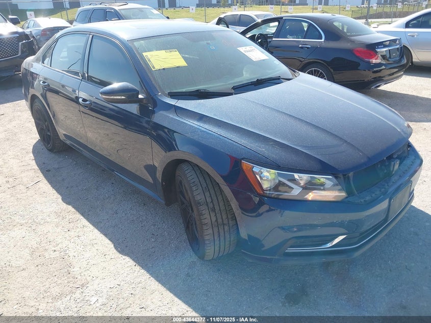 VOLKSWAGEN PASSAT 2.0T WOLFSBURG EDITION