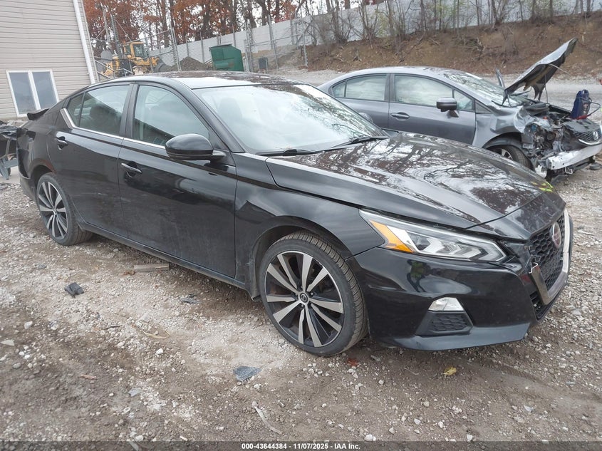 NISSAN ALTIMA SR INTELLIGENT AWD