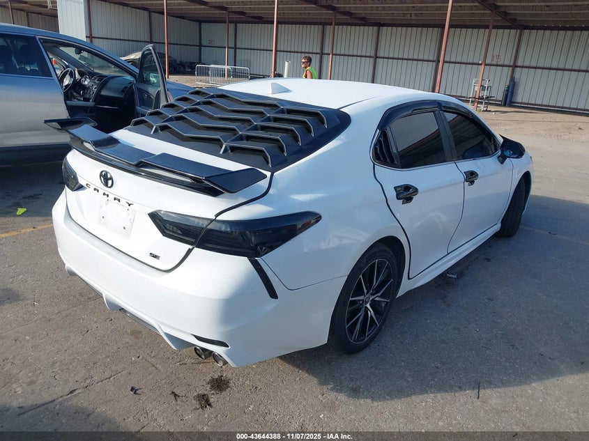 2021 TOYOTA CAMRY SE - 4T1T11AK2MU512949