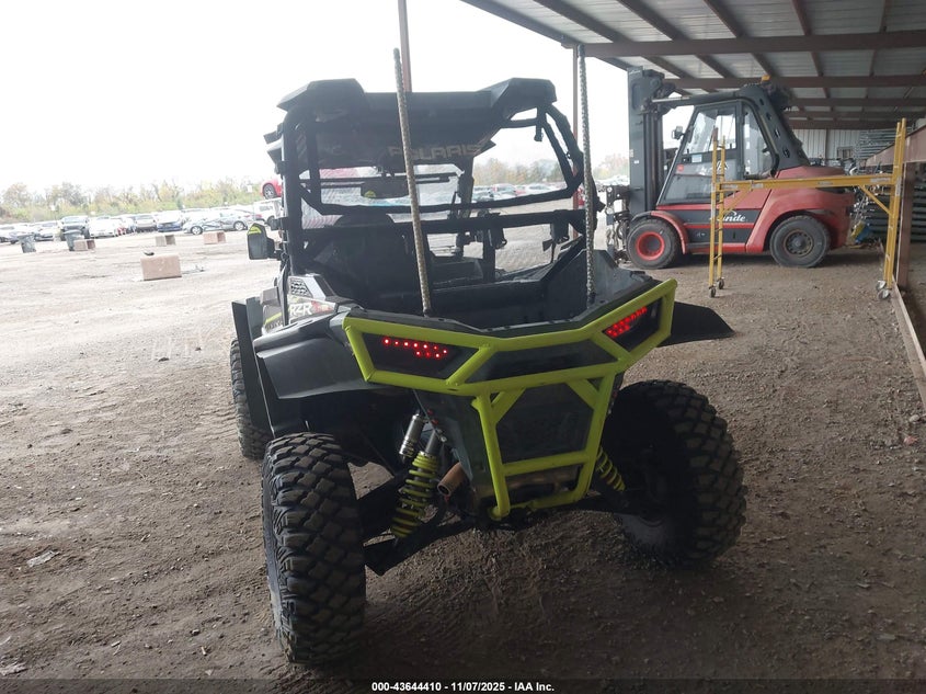 2017 Polaris Rzr S 900 Eps VIN: 3NSVBE870HH014835 Lot: 43644410