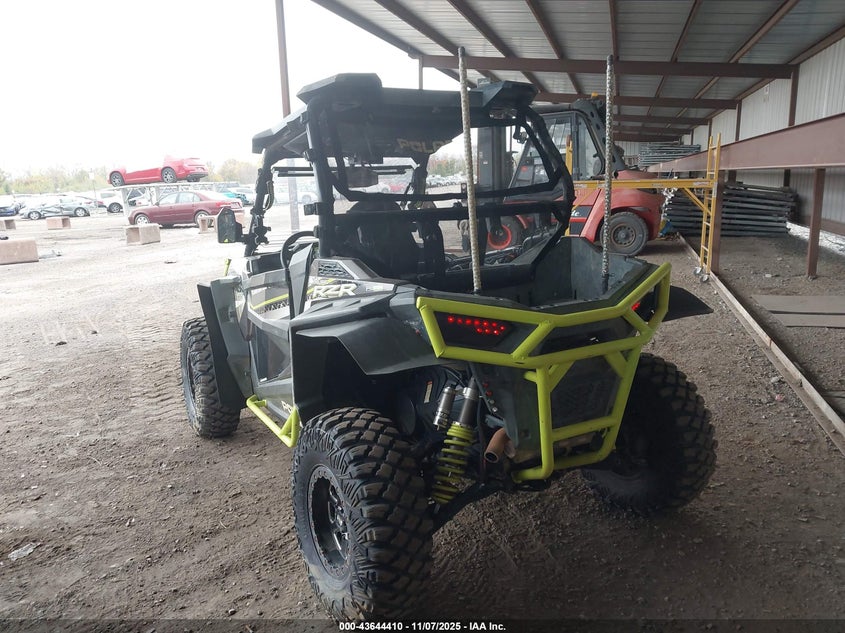 2017 POLARIS RZR auction photo 2