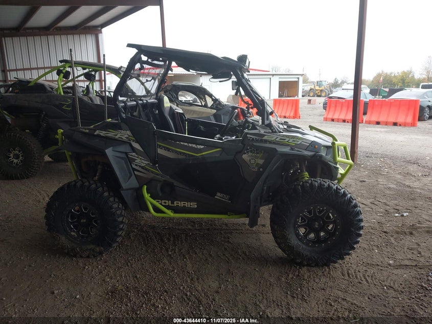 2017 POLARIS RZR auction photo 4