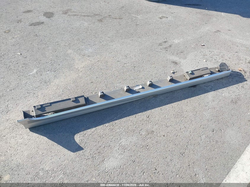 2020 Chevrolet Sonic Fwd Lt 5-Door VIN: 1G1JD6SB4L4121999 Lot: 43644430