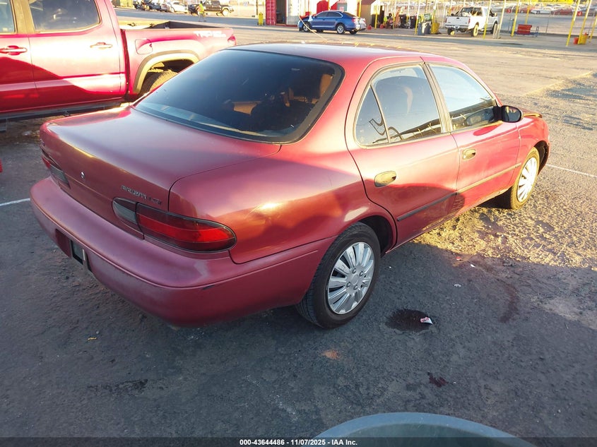 1Y1SK5267TZ002390 1996 GEO PRIZM photo no. 4
