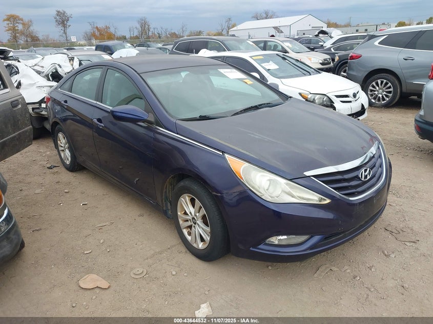 2013 HYUNDAI SONATA GLS