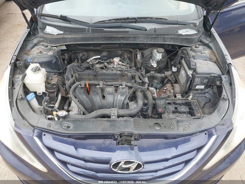 2013 HYUNDAI SONATA GLS · Фото 10