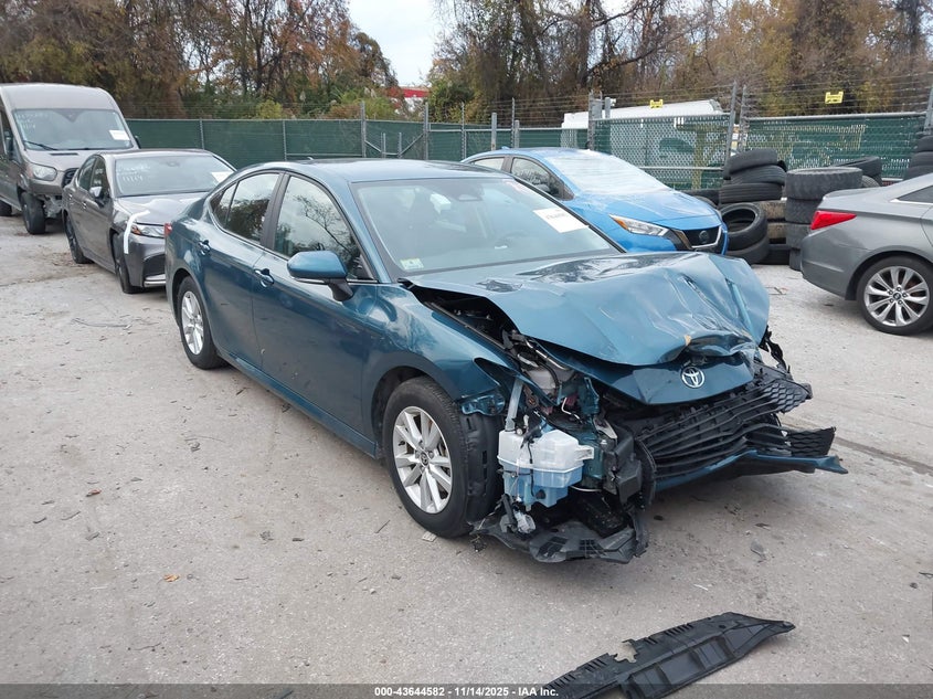 2025 TOYOTA CAMRY LE - 4T1DAACK0SU010133