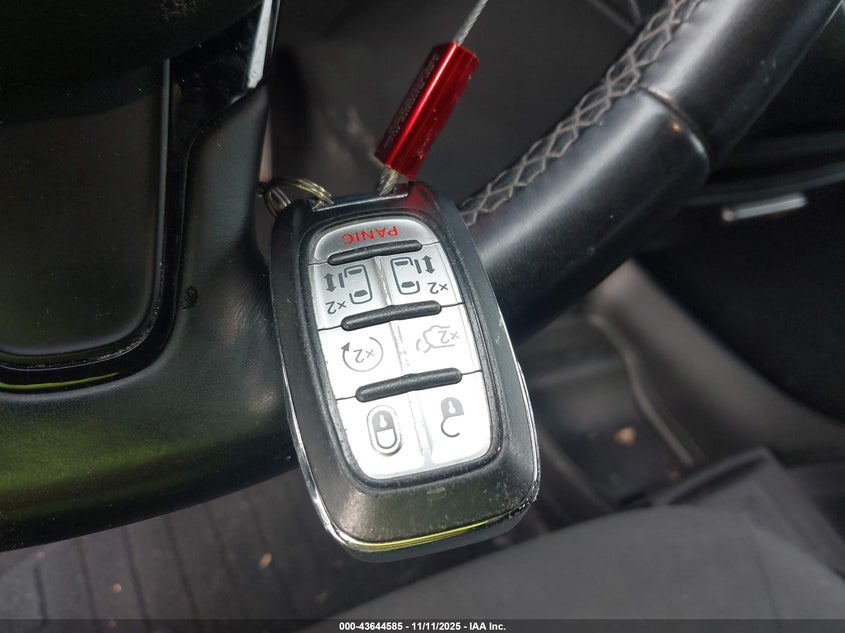 2018 Chrysler Pacifica Touring Plus VIN: 2C4RC1FG0JR227009 Lot: 43644585