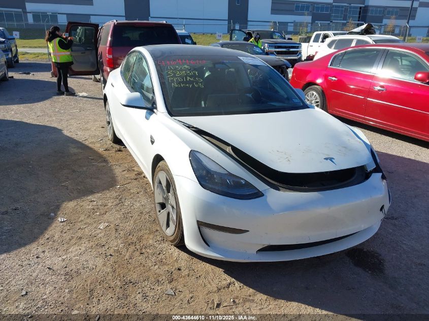 TESLA MODEL 3 REAR-WHEEL DRIVE
