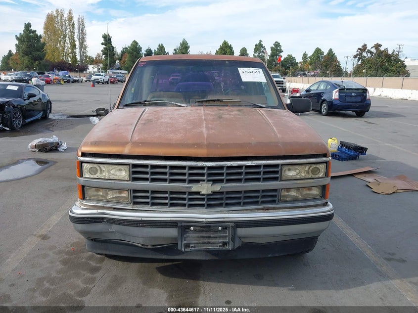 1989 Chevrolet Gmt-400 C2500 VIN: 2GCFC29K4K1147351 Lot: 43644617