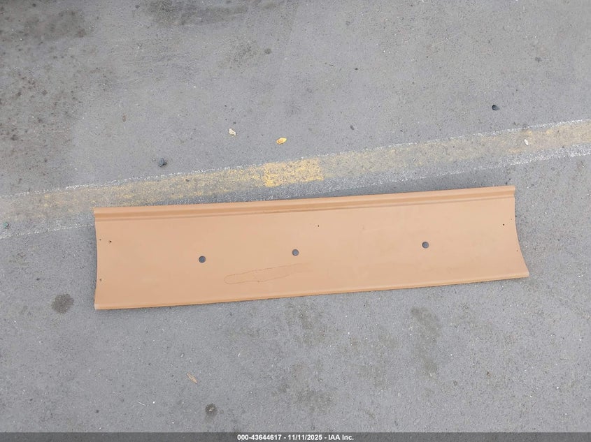 1989 Chevrolet Gmt-400 C2500 VIN: 2GCFC29K4K1147351 Lot: 43644617