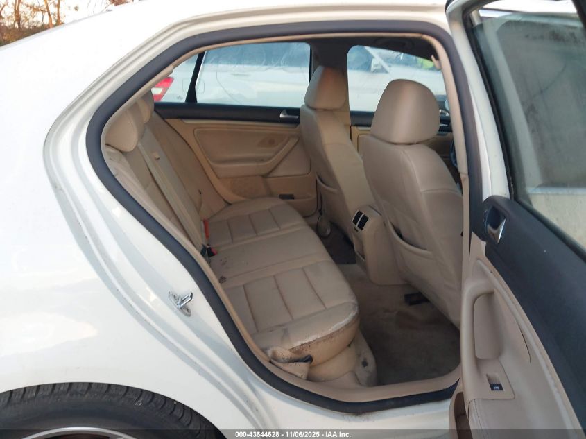 2008 Volkswagen Jetta Se/Sel VIN: 3VWRM71K98M197650 Lot: 43644628