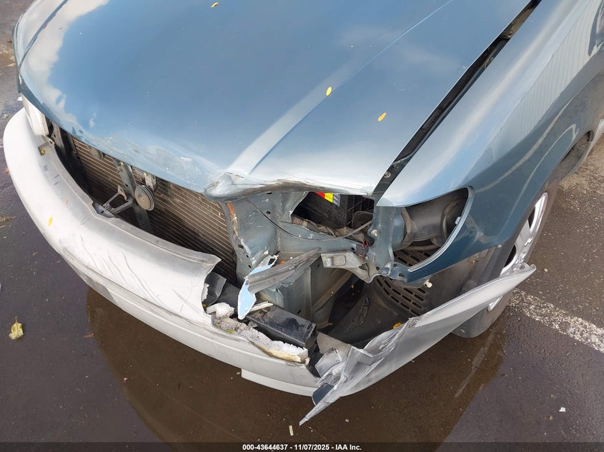 2002 Toyota Sienna Le VIN: 4T3ZF13C02U508064 Lot: 43644637