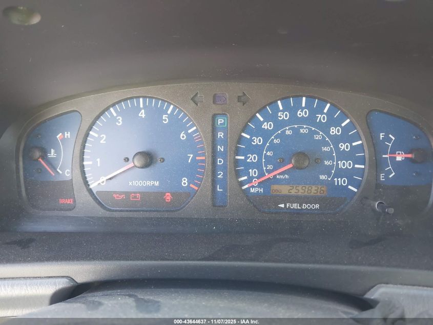 2002 Toyota Sienna Le VIN: 4T3ZF13C02U508064 Lot: 43644637