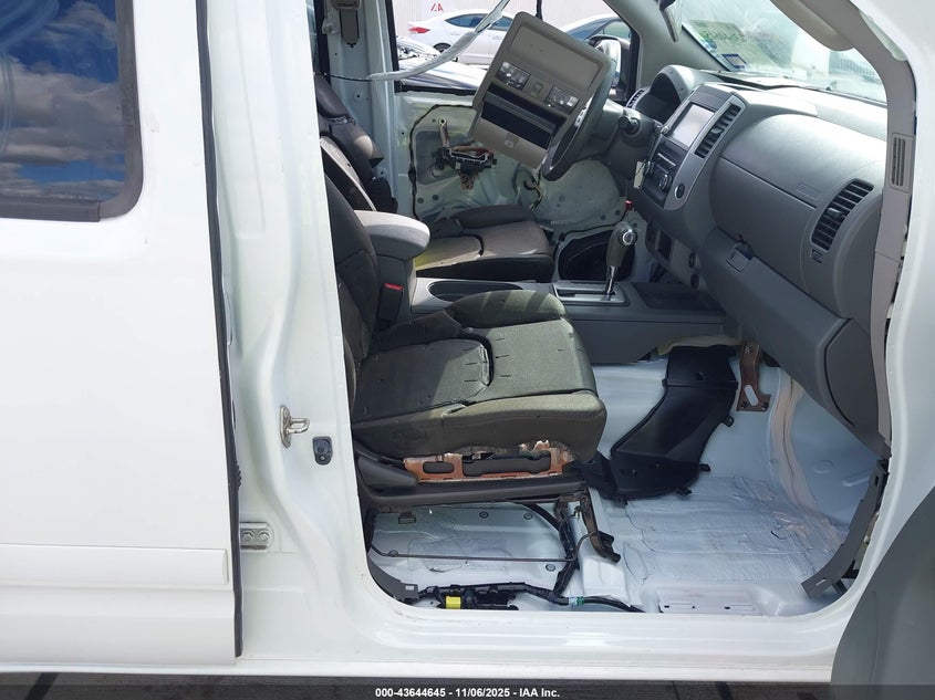 2019 NISSAN FRONTIER DESERT RUNNER - 1N6DD0ER1KN762219