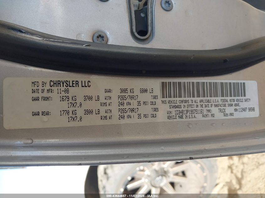 2009 Dodge Ram 1500 Slt/Sport/Trx VIN: 1D3HB13P19S751161 Lot: 43644657