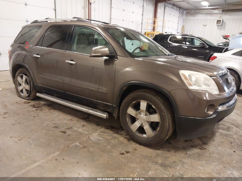 GMC ACADIA SLT-1