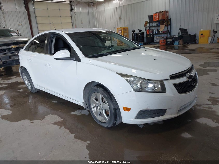 CHEVROLET CRUZE 1LT AUTO