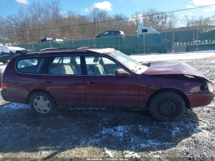 1996 Toyota Camry Le VIN: 4T1EF12K6TU114795 Lot: 43644765