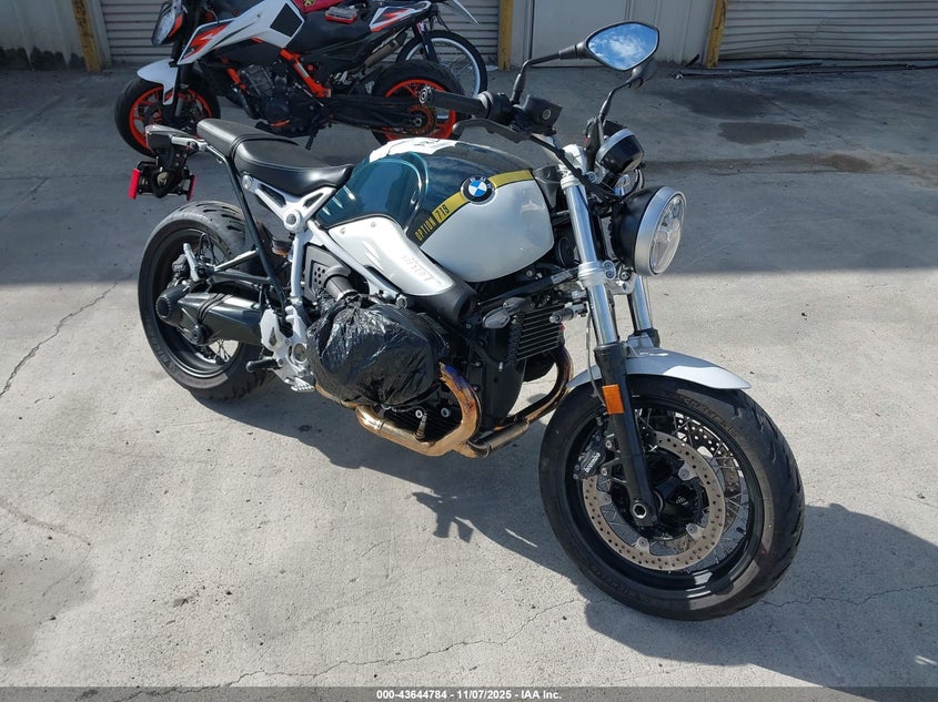 2023 BMW R NINE T PURE - WB10L6301P6G35354