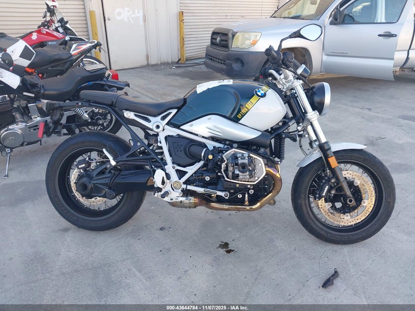 WB10L6301P6G35354 | 2023 BMW R Nine T Pure