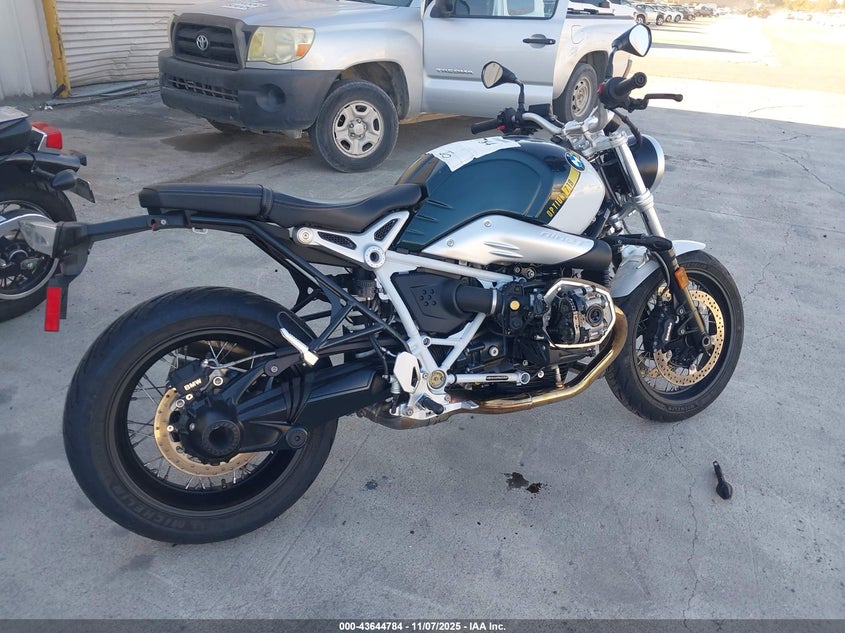 WB10L6301P6G35354 | 2023 BMW R Nine T Pure