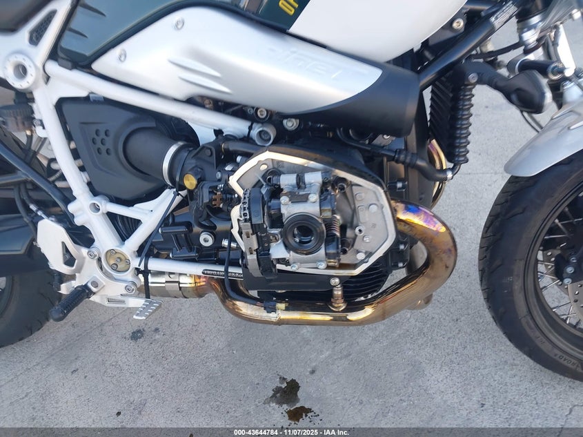 WB10L6301P6G35354 | 2023 BMW R Nine T Pure