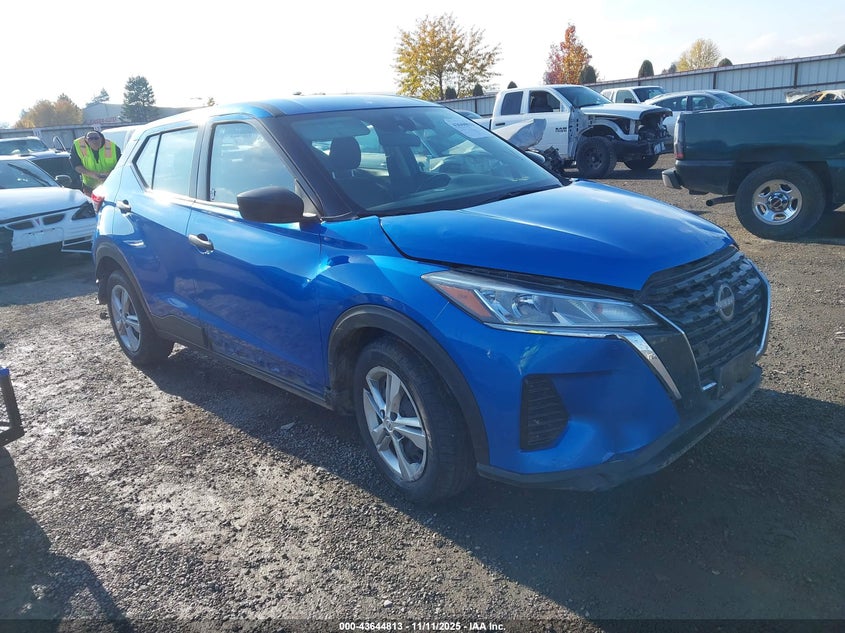 NISSAN KICKS S XTRONIC CVT