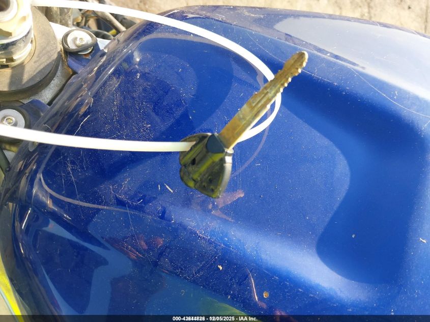 2000 Suzuki Gsx-R750 VIN: JS1GR7HA3Y2105667 Lot: 43644826