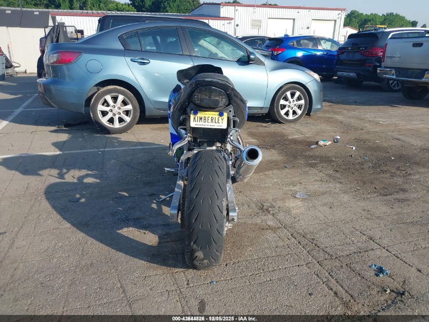 2000 Suzuki Gsx-R750 VIN: JS1GR7HA3Y2105667 Lot: 43644826