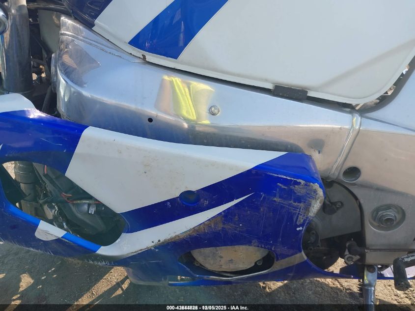 2000 Suzuki Gsx-R750 VIN: JS1GR7HA3Y2105667 Lot: 43644826