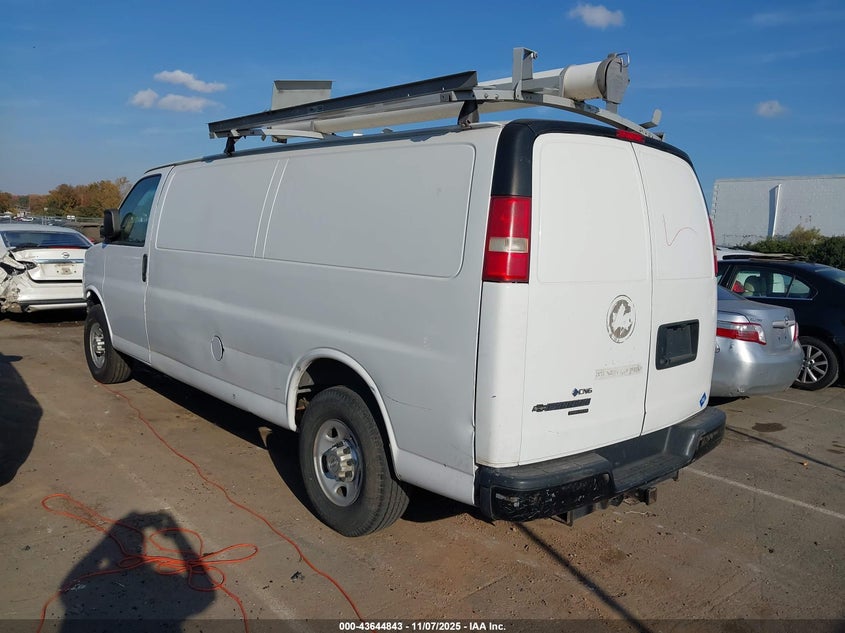 1GCZGUCB6E1208358 2014 CHEVROLET EXPRESS photo no. 3