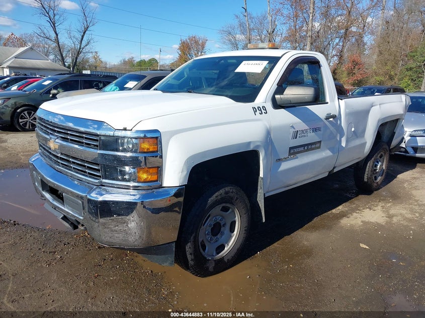 1GC0CUEG5JZ282833 2018 CHEVROLET SILVERADO photo no. 2
