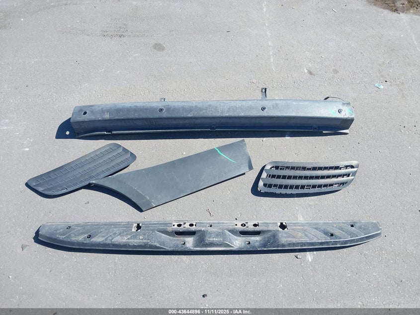 2019 Mercedes-Benz Sprinter 2500 Standard Roof V6 VIN: WD4PF0CD1KP041751 Lot: 43644896