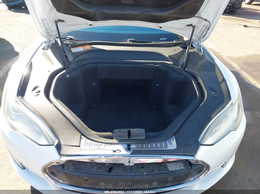 2012 Tesla Model S Signature VIN: 5YJSA1DN6CFS00369 Lot: 43644904
