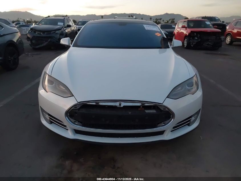 2012 Tesla Model S Signature VIN: 5YJSA1DN6CFS00369 Lot: 43644904