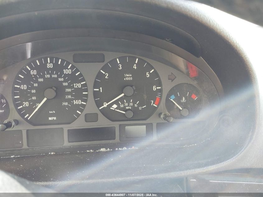 2005 BMW 325I VIN: WBAET37445NJ85037 Lot: 43644907