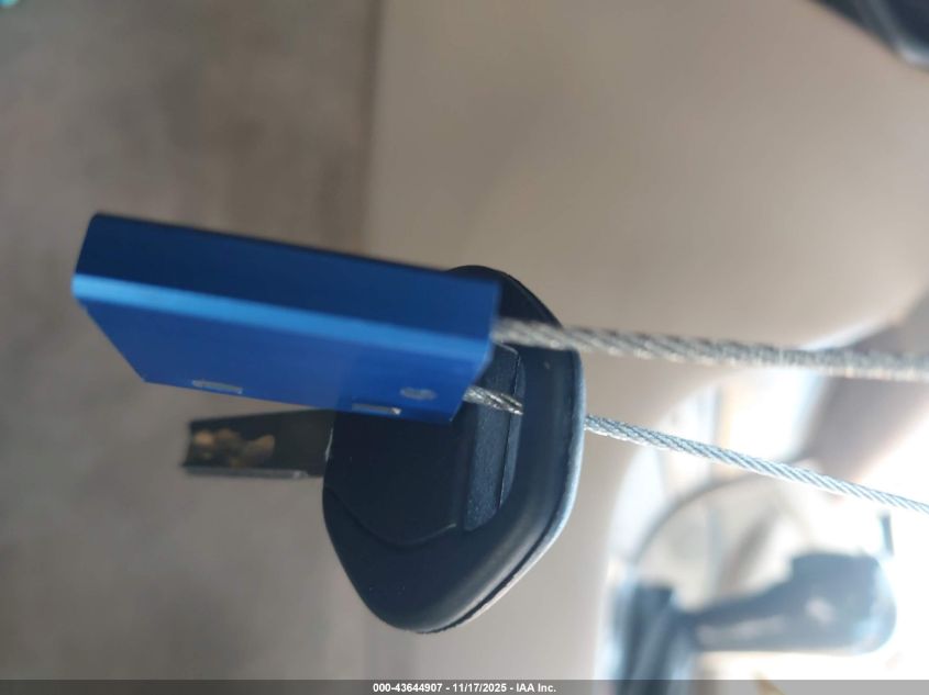 2005 BMW 325I VIN: WBAET37445NJ85037 Lot: 43644907