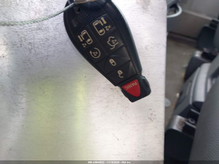 2008 Chrysler Town & Country Touring VIN: 2A8HR54P28R787301 Lot: 43644922