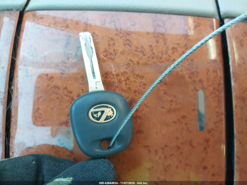 2004 Lexus Rx 330 VIN: JTJGA31U140006925 Lot: 43644924