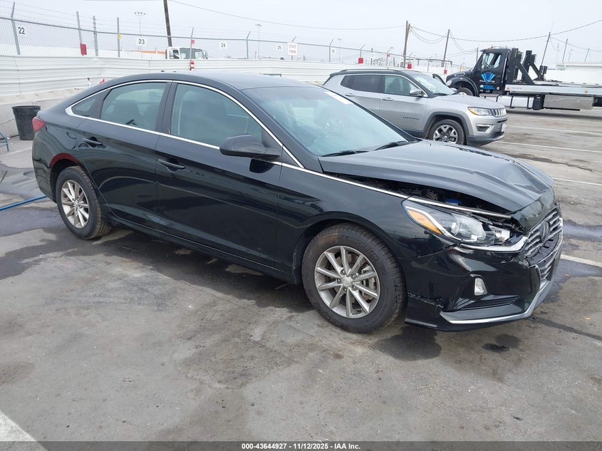 2019 HYUNDAI SONATA SE - 5NPE24AF2KH758406