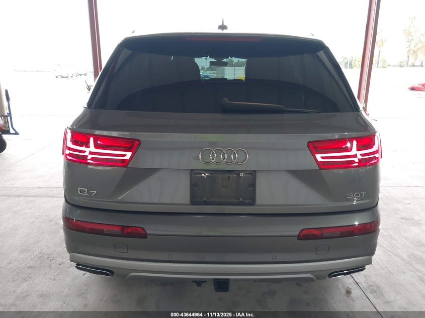 2017 Audi Q7 3.0T Premium VIN: WA1LAAF7XHD016242 Lot: 43644964