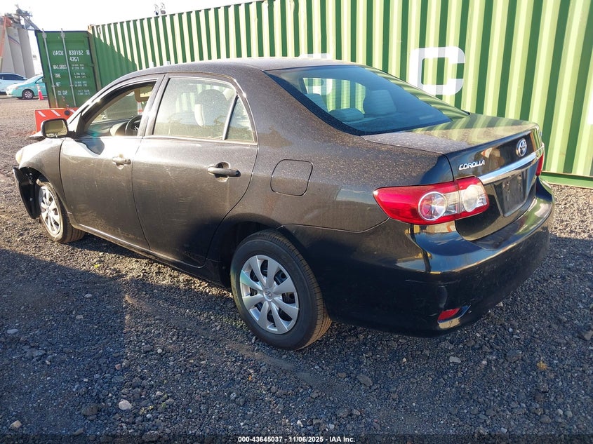 2T1BU4EE1BC687586 2011 TOYOTA COROLLA photo no. 3