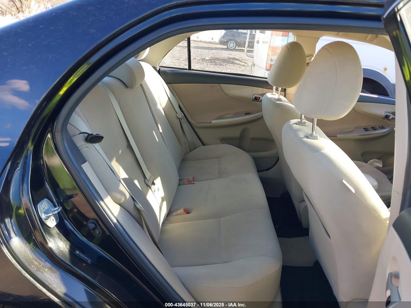 2T1BU4EE1BC687586 2011 TOYOTA COROLLA photo no. 8