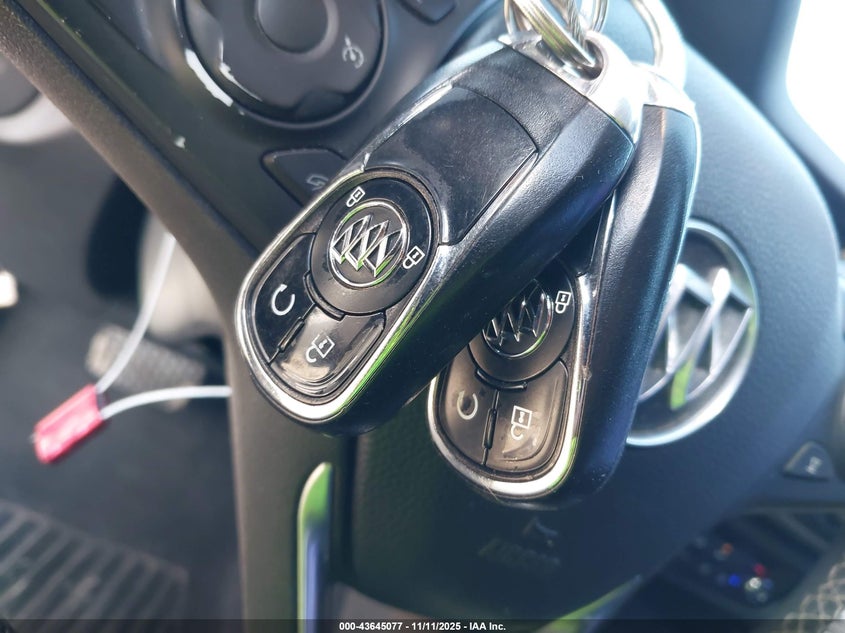 2018 BUICK REGAL SPORTBACK PREFERRED W04GL6SX9J1078477