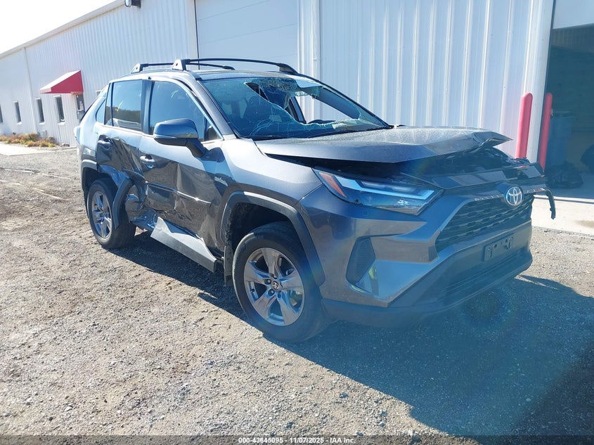 TOYOTA RAV4 HYBRID XLE