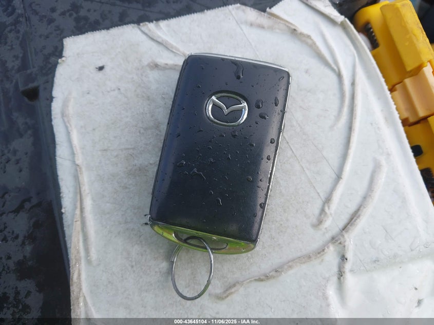 2022 Mazda Mazda3 Premium VIN: JM1BPAML8N1511343 Lot: 43645104