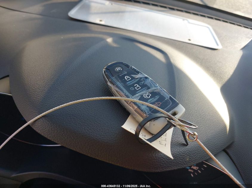 2013 Ford Escape Titanium VIN: 1FMCU9J90DUC83920 Lot: 43645132