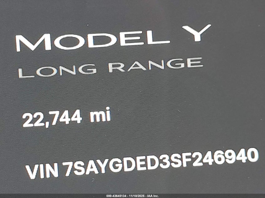 2025 Tesla Model Y Long Range Dual Motor Rear-Wheel Drive VIN: 7SAYGDED3SF246940 Lot: 43645134